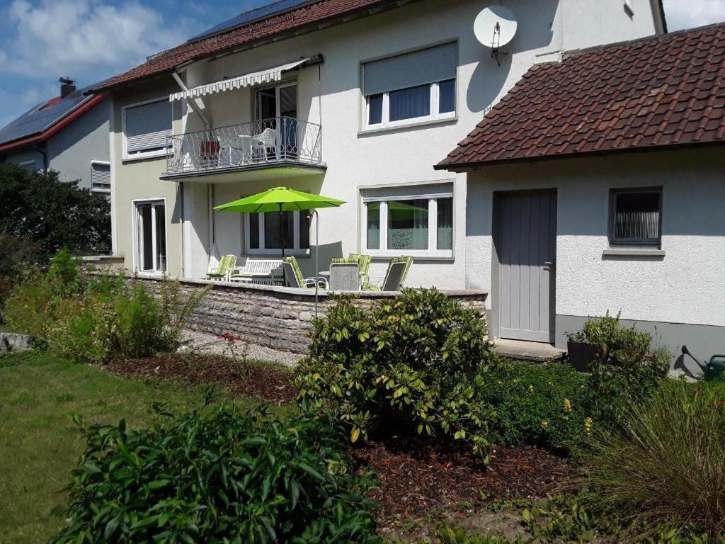 Aichstetten Freundliche Ferienwohnung Mit Grosser Terasse מראה חיצוני תמונה