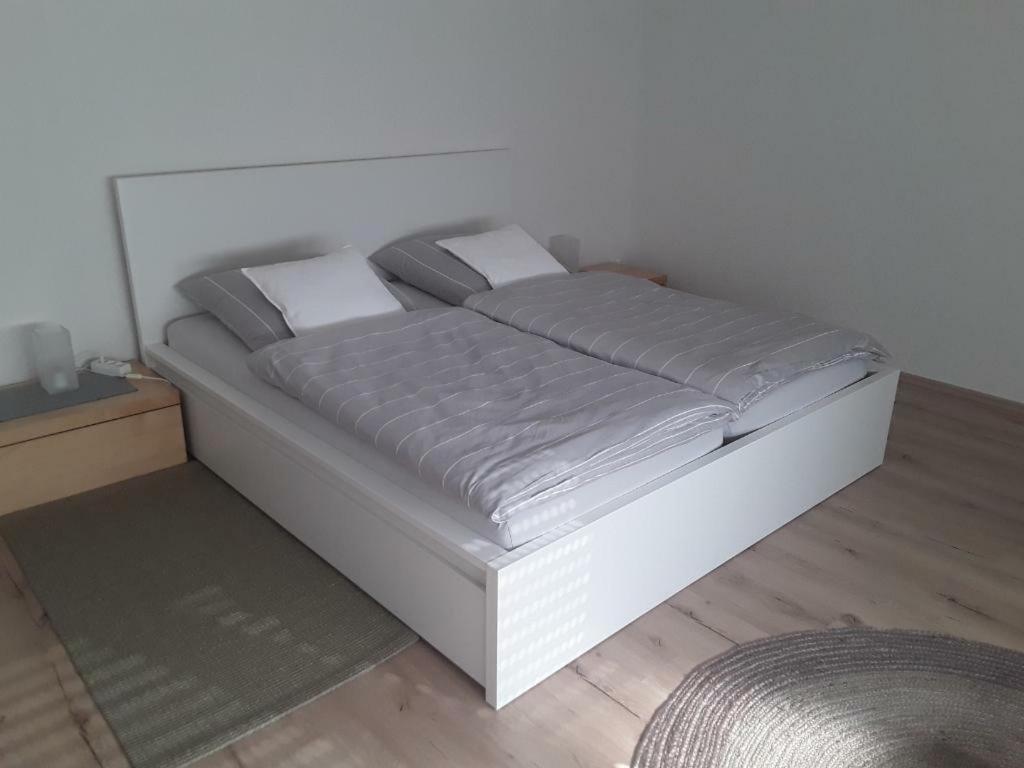 Aichstetten Freundliche Ferienwohnung Mit Grosser Terasse מראה חיצוני תמונה